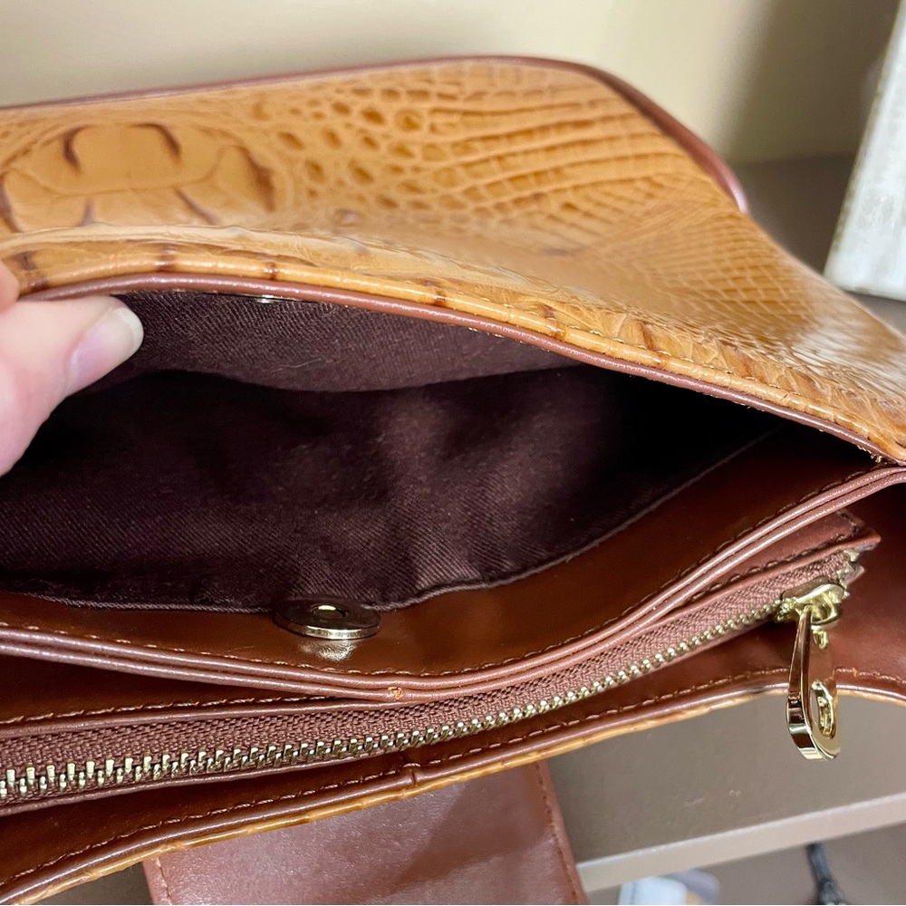 🚨SALE! Concealed Carrie Crocodile Print Leather Purse (NO CALLOUTS) - Picture 11 of 16